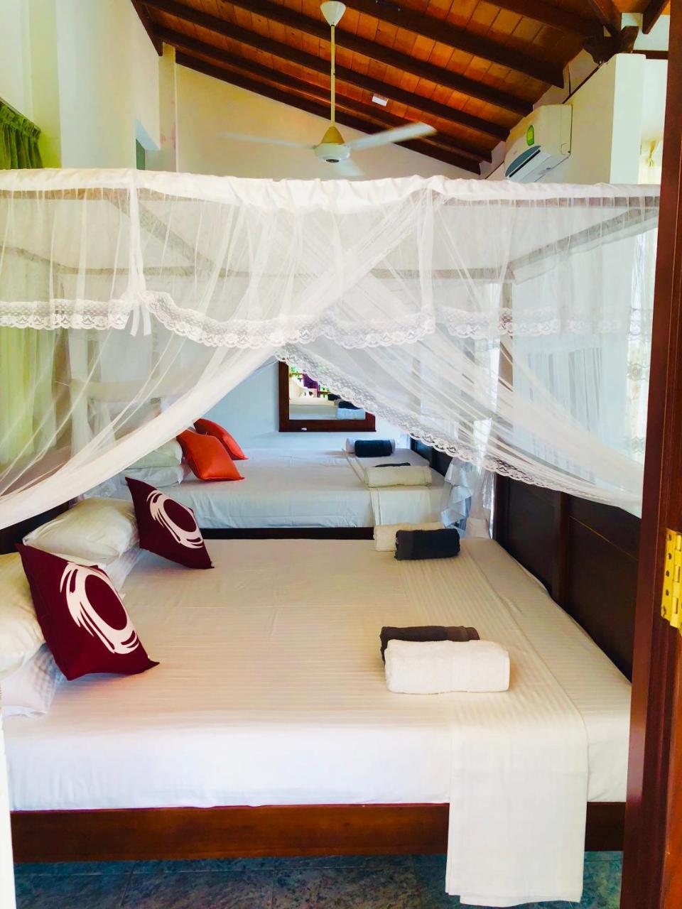 Villa White Hikkaduwa Εξωτερικό φωτογραφία
